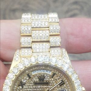 Meet your Posher, Manuel